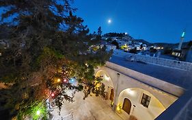 Armesos Cave Hotel